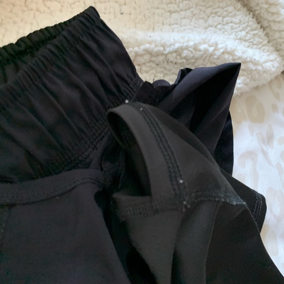 BLACK ATHLETIC SHORTS - Picture 6 of 6